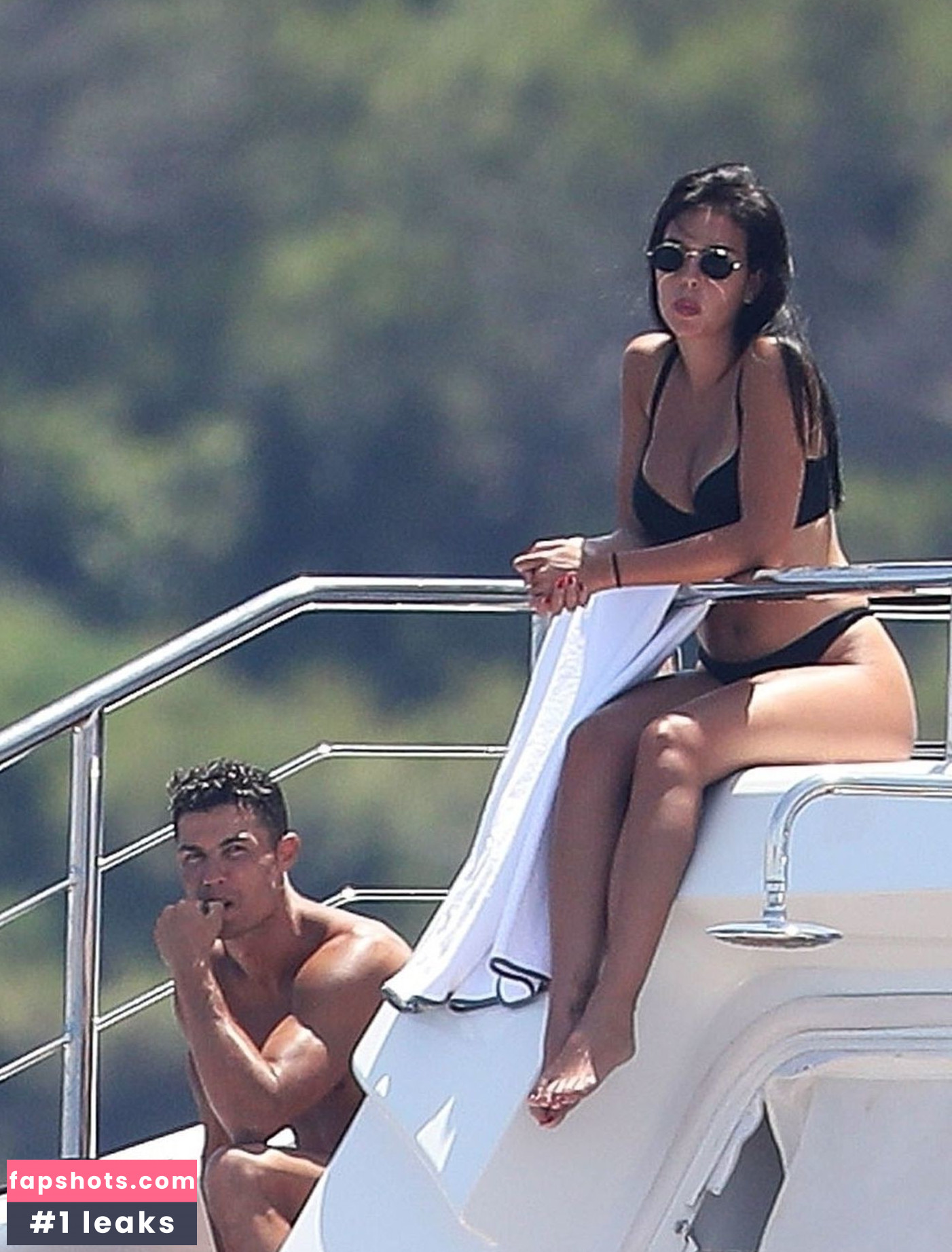 Georgina Rodriguez Nahé úniky fotek pouze od fanoušků #625 - Fapshots