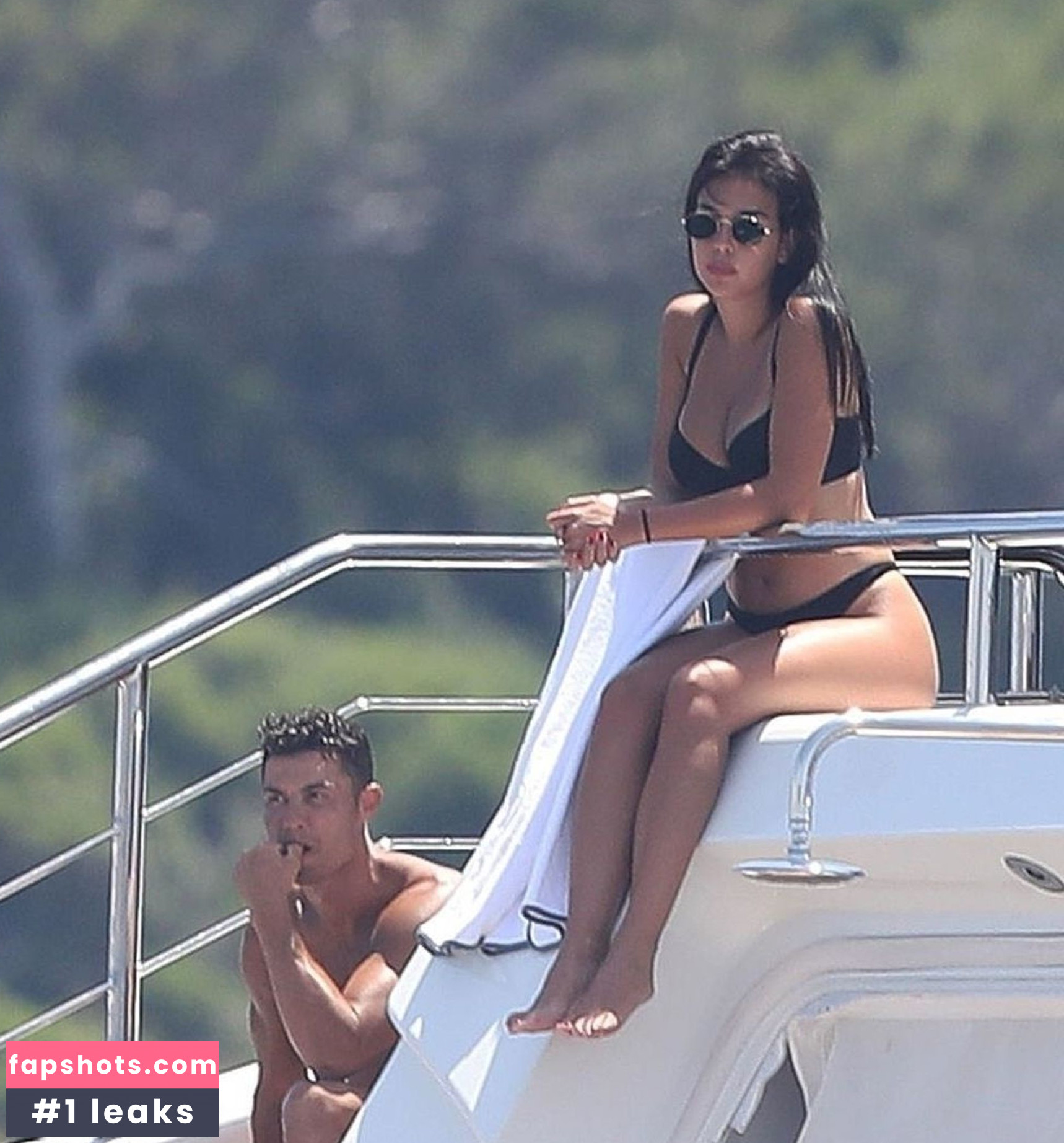 Georgina Rodriguez Nahé úniky fotek pouze od fanoušků #627 - Fapshots