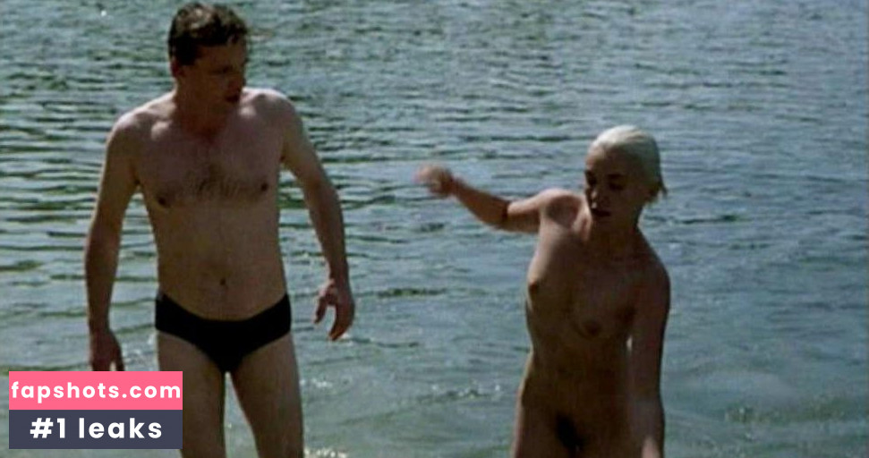 Géraldine Voillat gallery photo #5