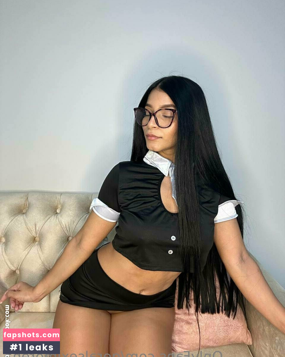 geralseximorena Nude Leaks OnlyFans Photos #8 - LeakJerk