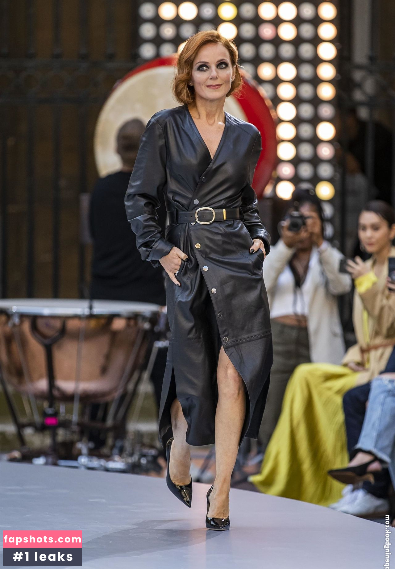 Geri Halliwell gallery photo #170