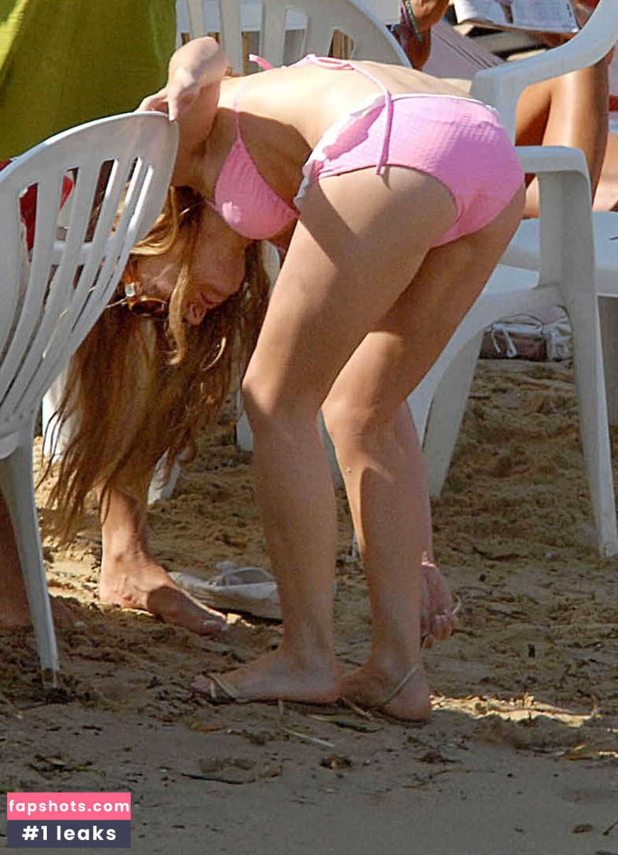 Geri Halliwell gallery photo #247