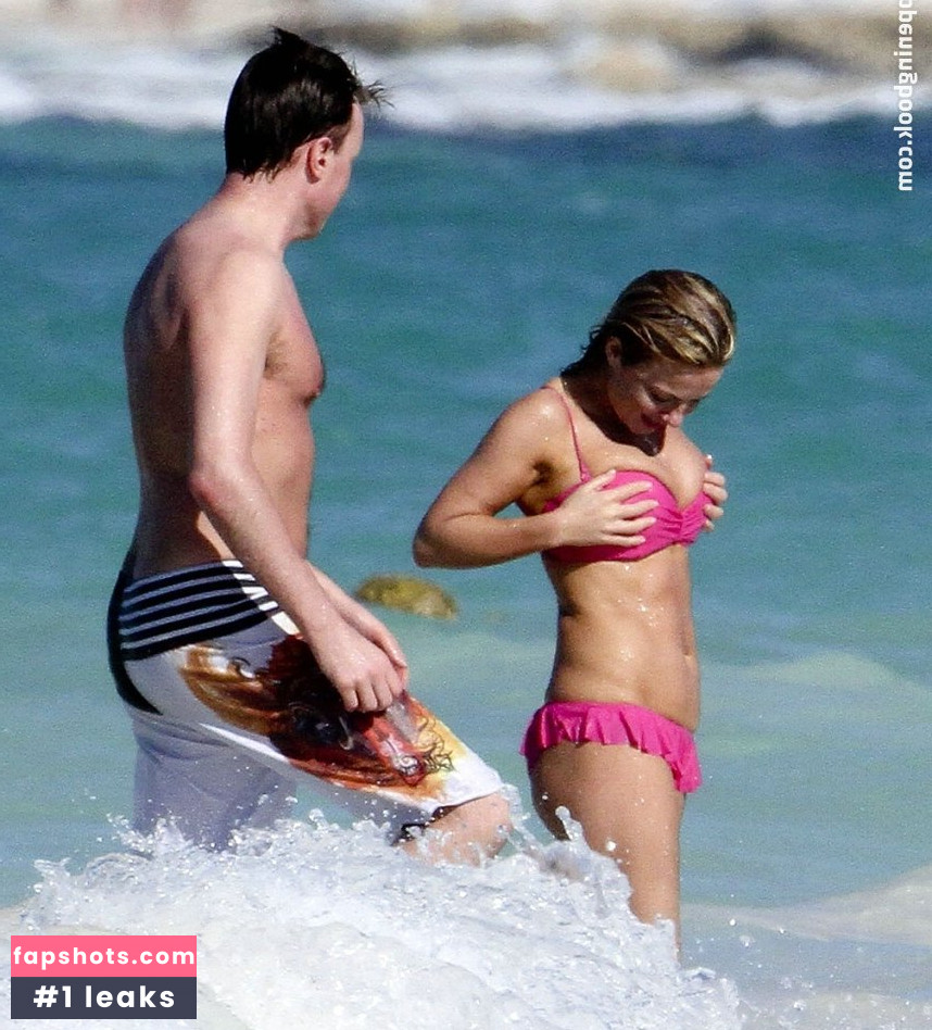 Geri Halliwell gallery photo #288