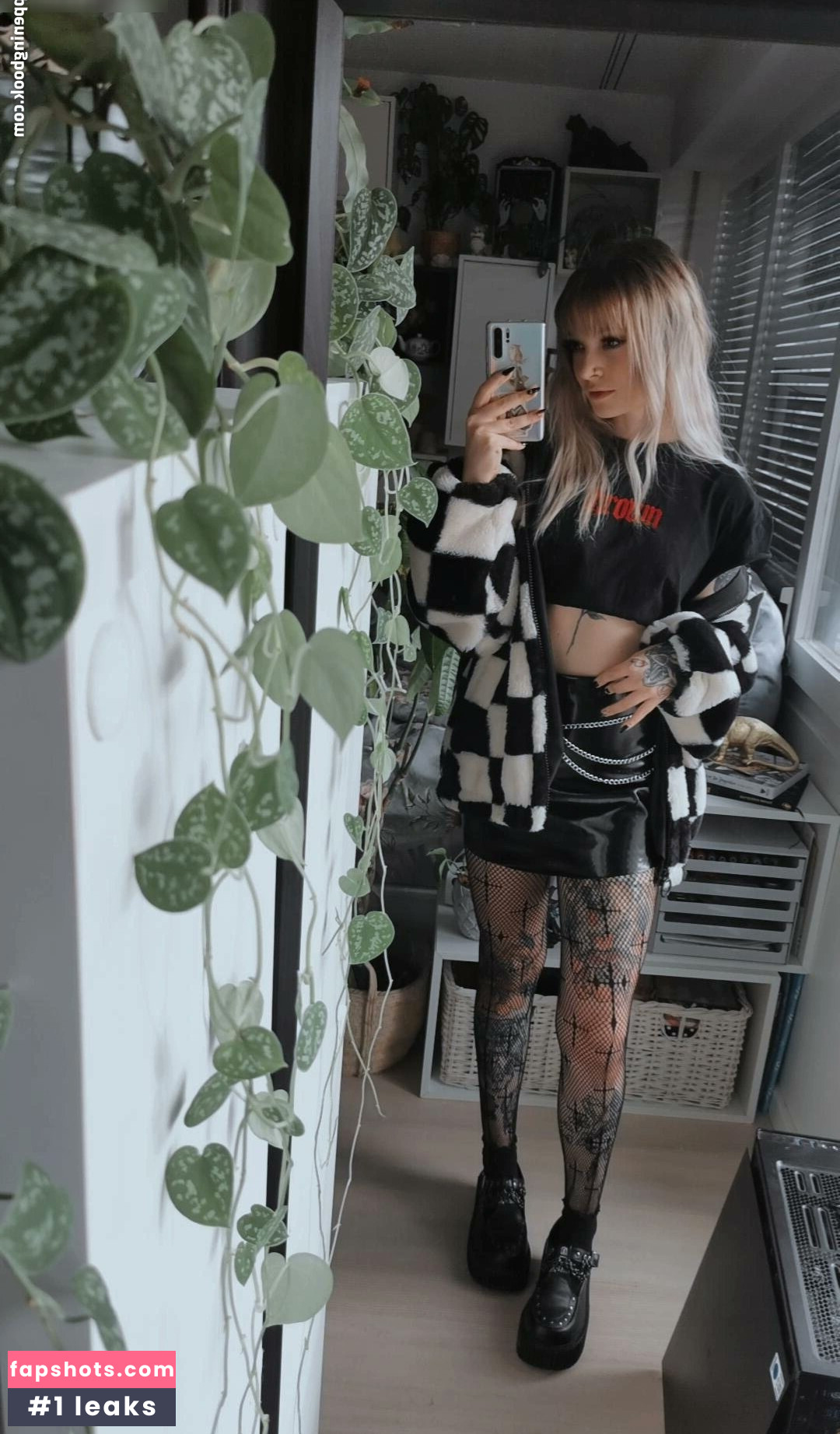 ghostf0x gallery photo #7