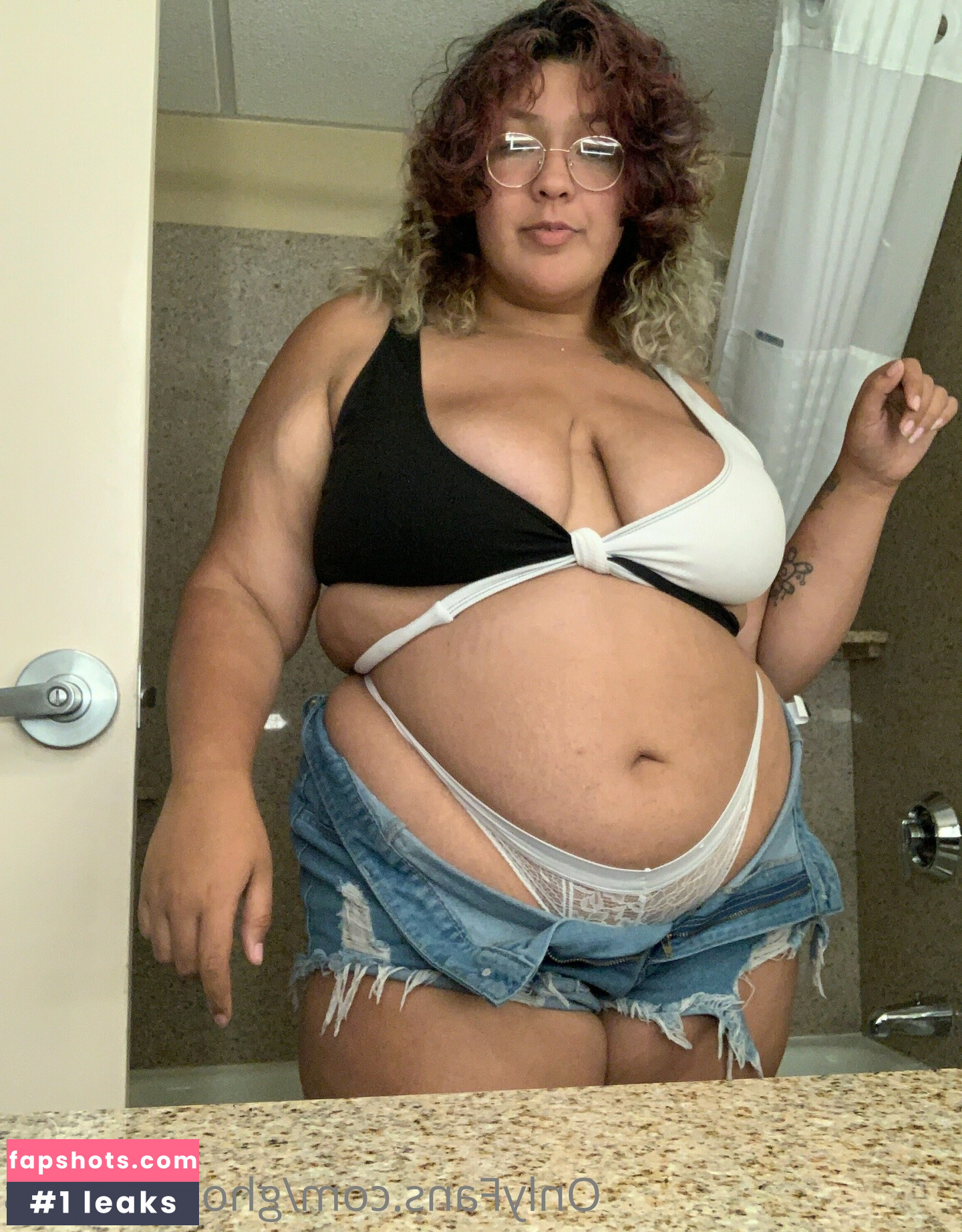 ghostly_lilacs gallery photo #23