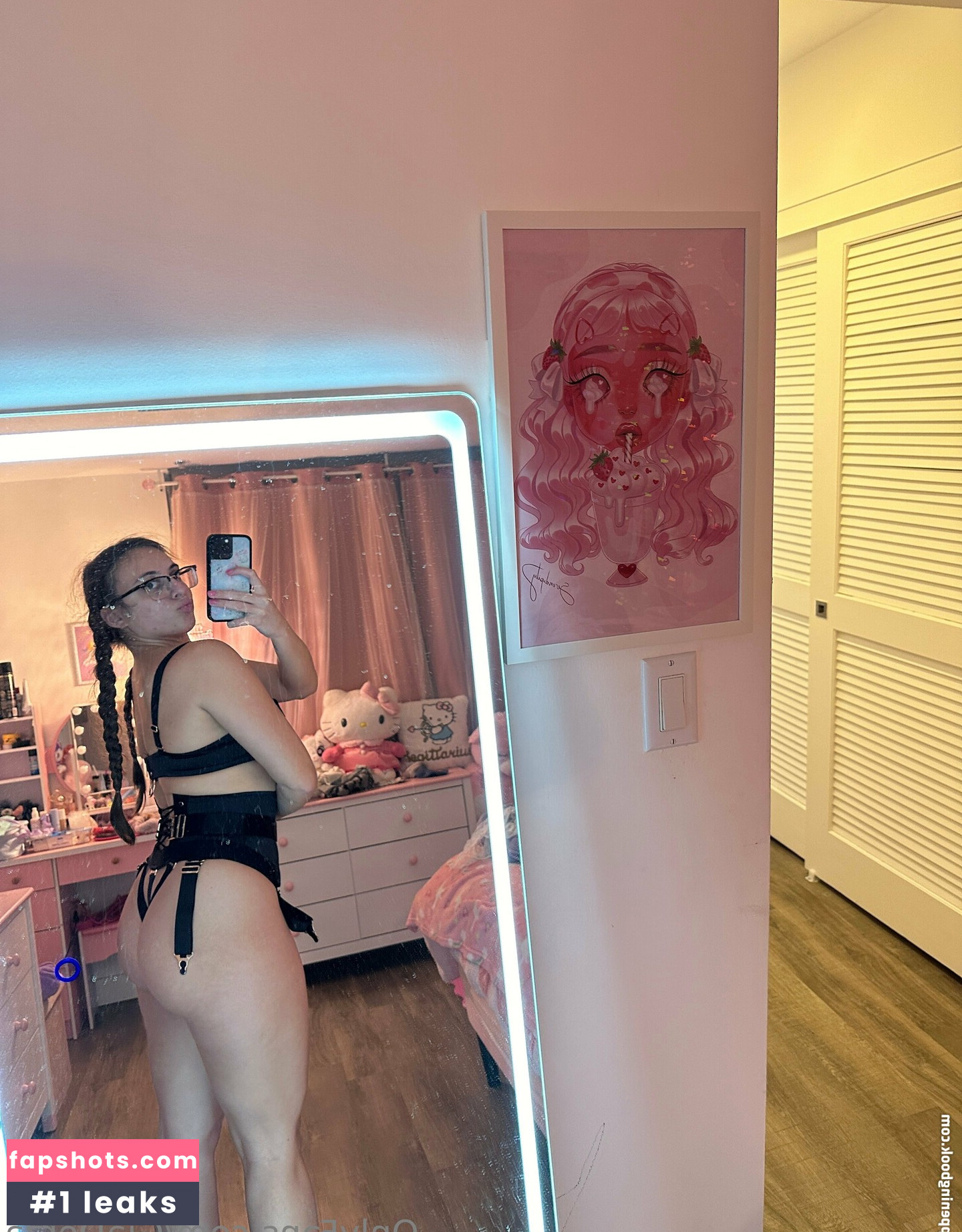 Gia Derza gallery photo #110