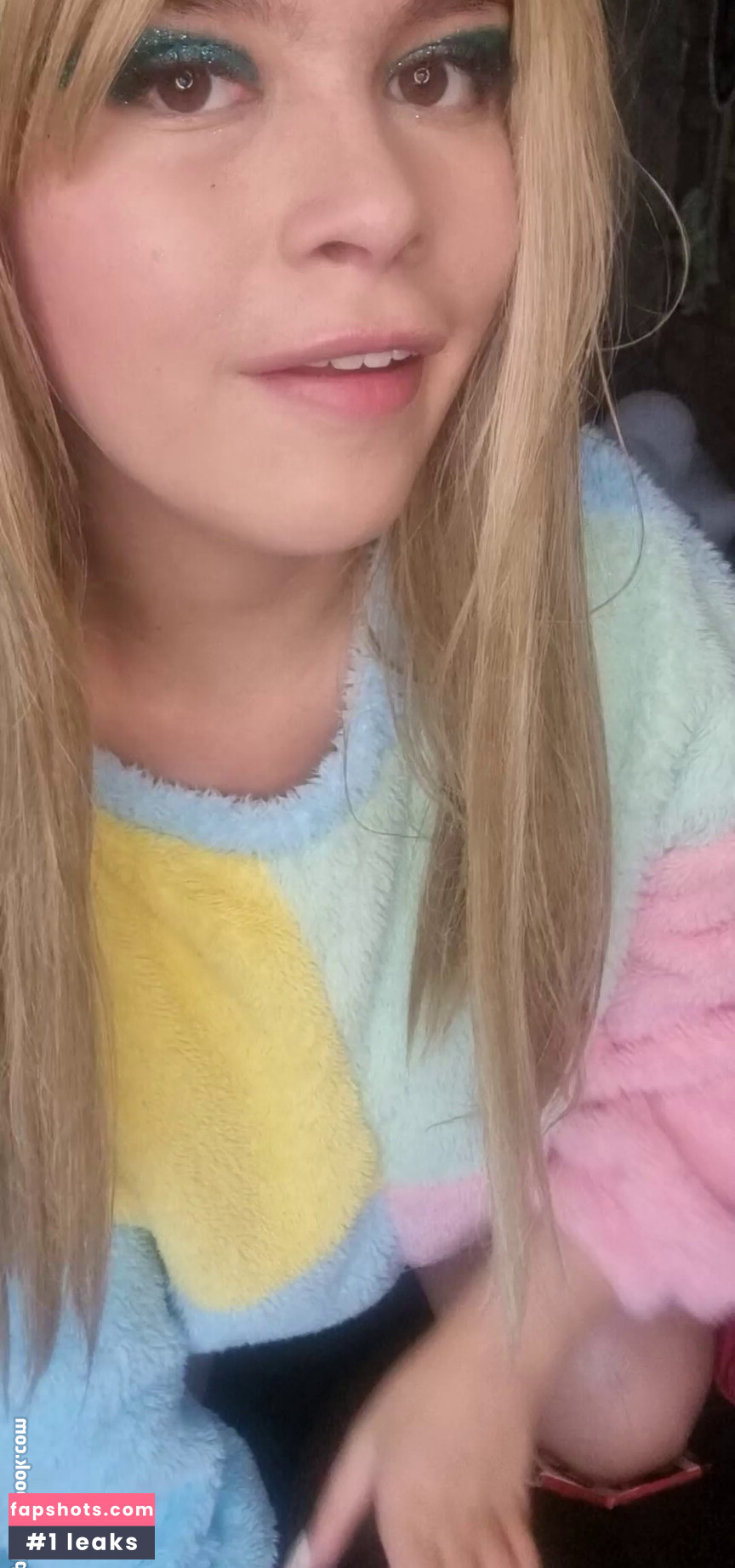 Gia Kush gallery photo #28