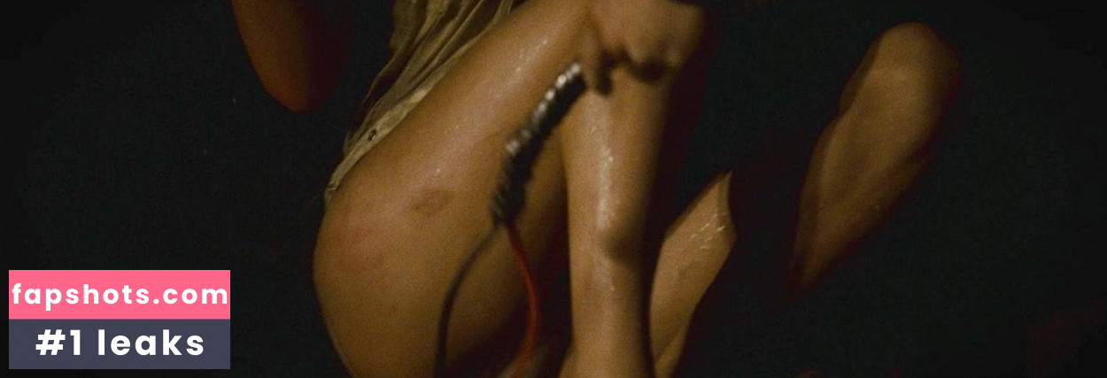 Gia Mantegna gallery photo #6