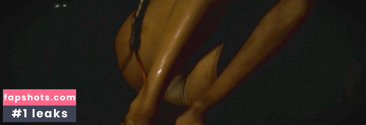 Gia Mantegna gallery photo #7