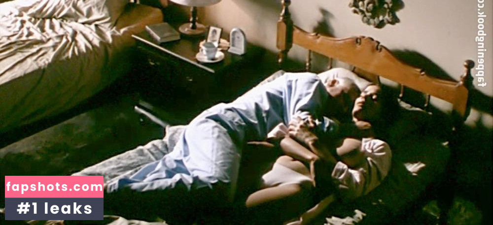 Gianella Neyra gallery photo #5