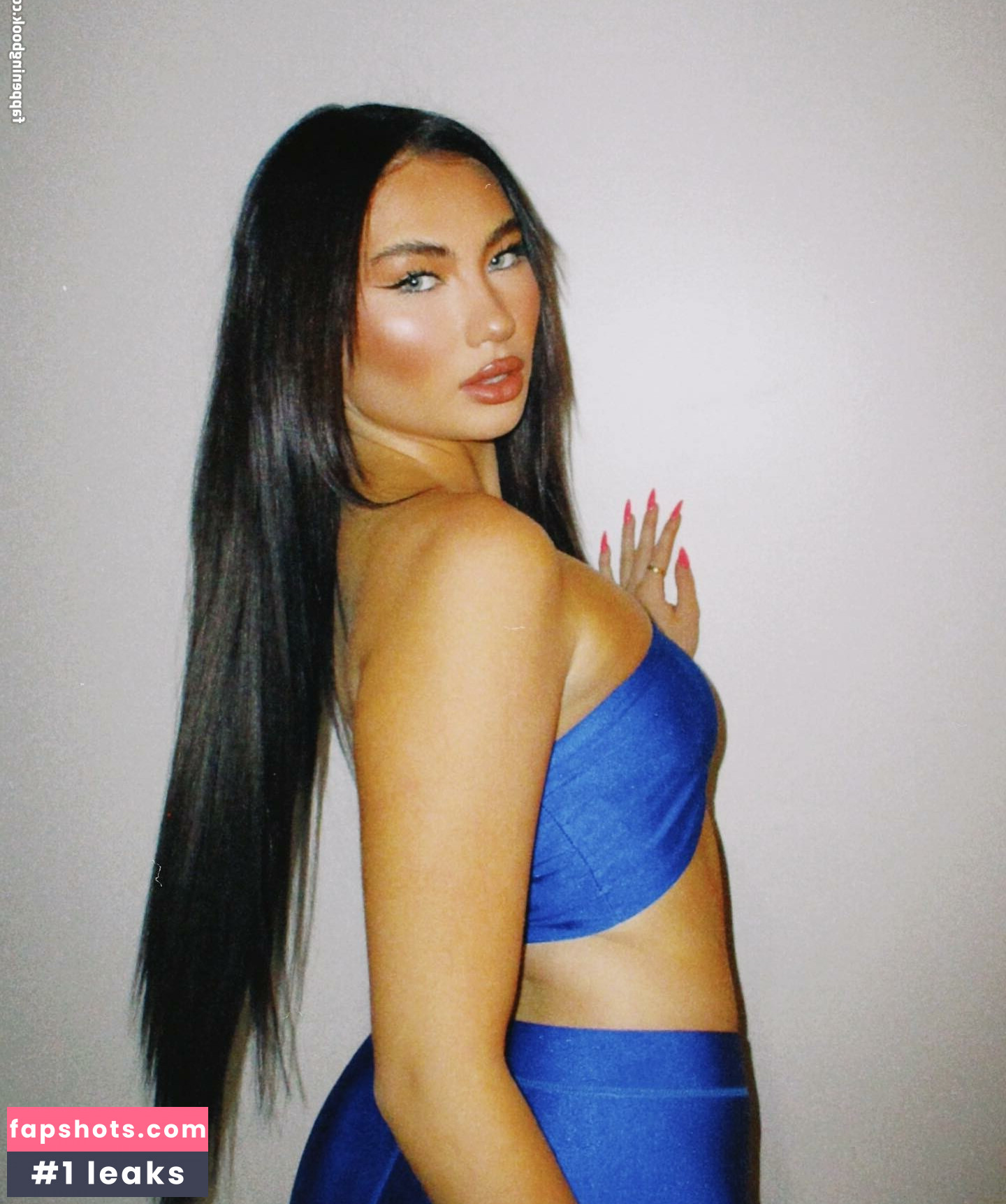 Gianna Luke gallery photo #19