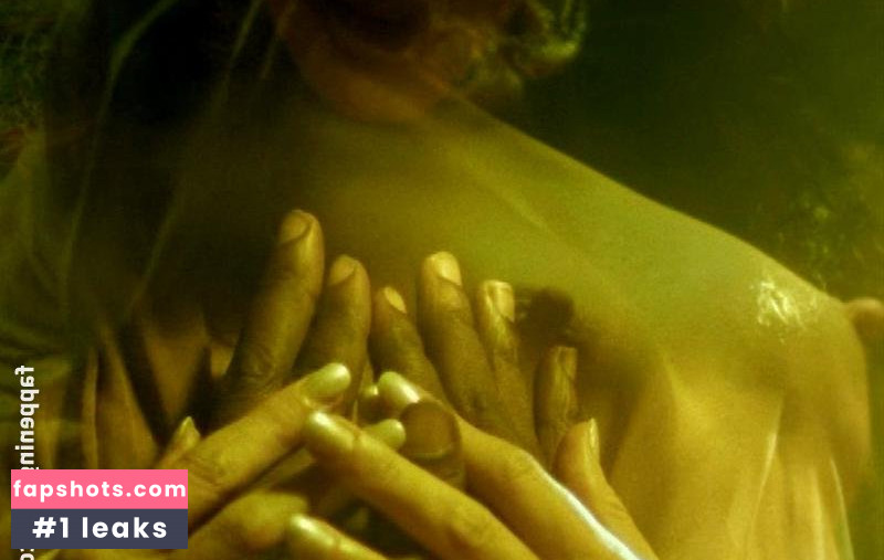 Giannina Facio gallery photo #3