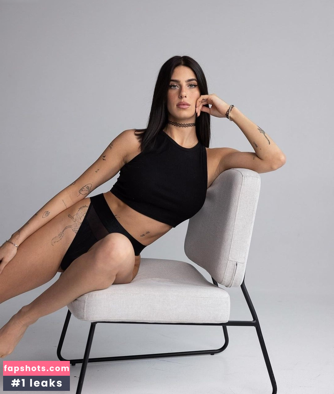 Gianninaprl nude babe gallery