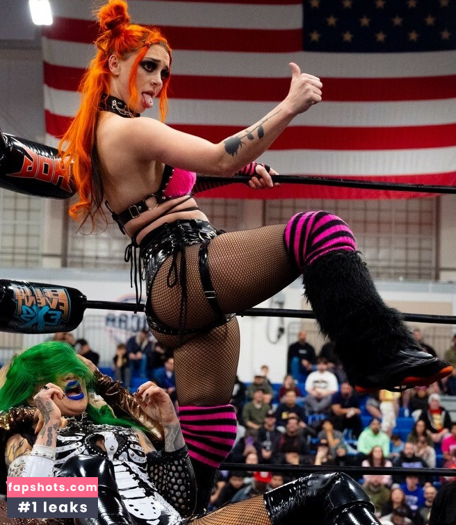 GiGi Dolan gallery photo #12