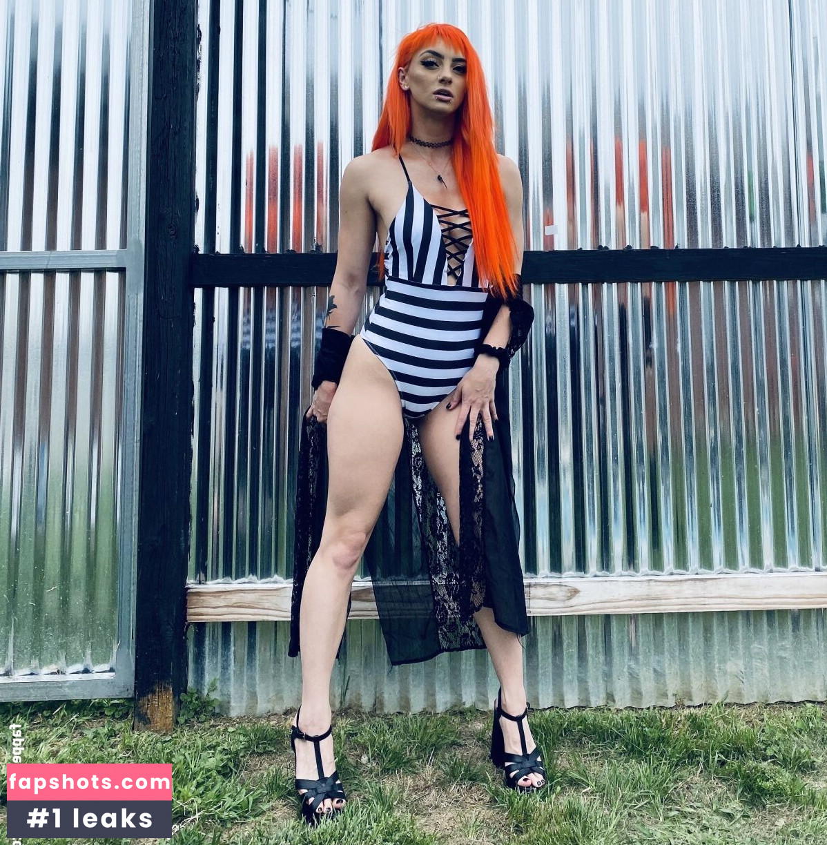 GiGi Dolan gallery photo #178