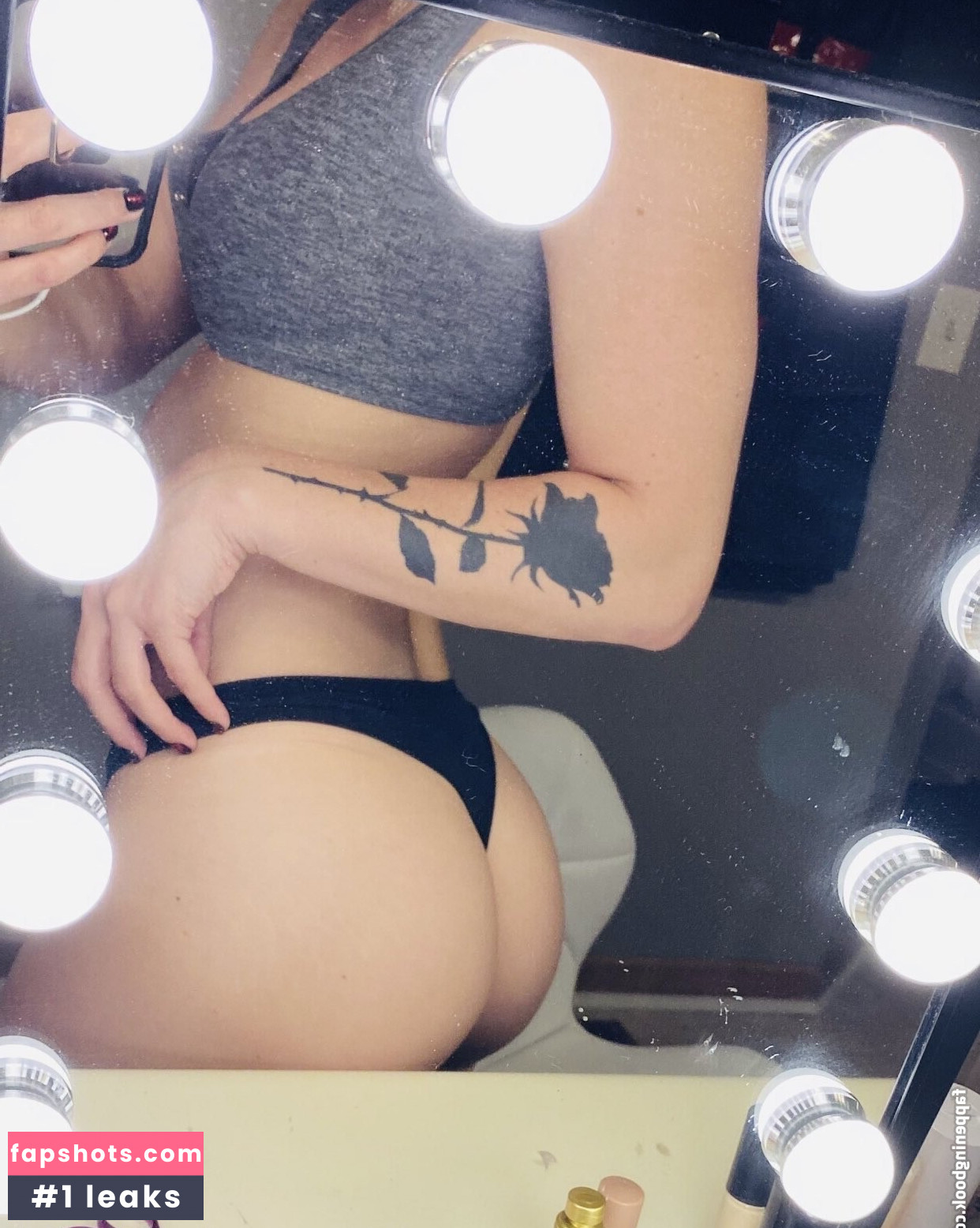 GiGi Dolan gallery photo #179