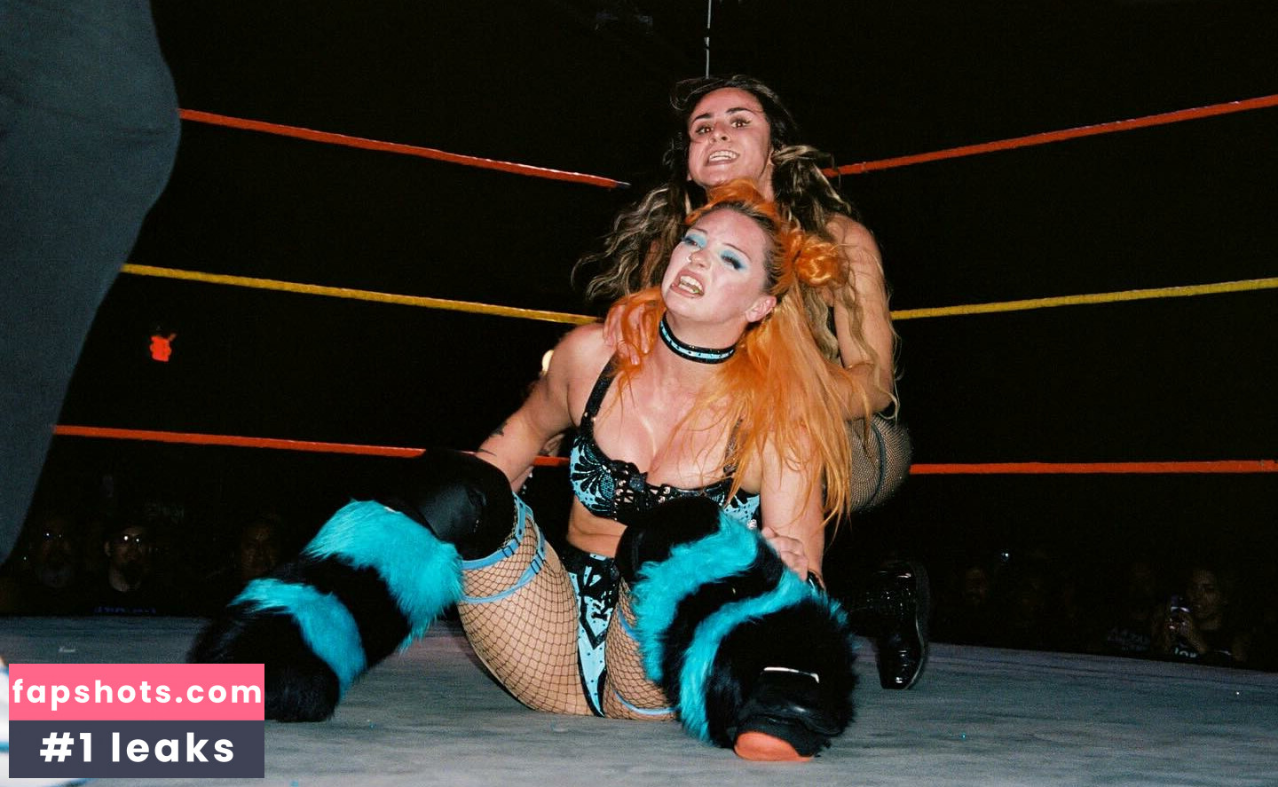 GiGi Dolan gallery photo #23