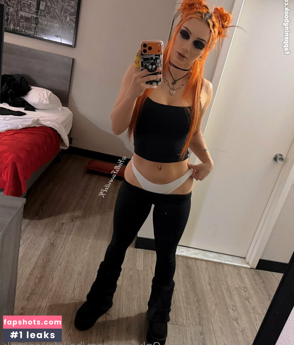 GiGi Dolan gallery photo #4