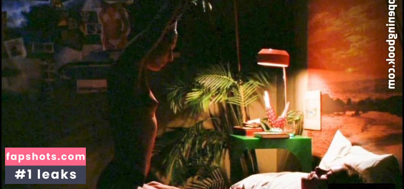 Gigi Edgley gallery photo #6