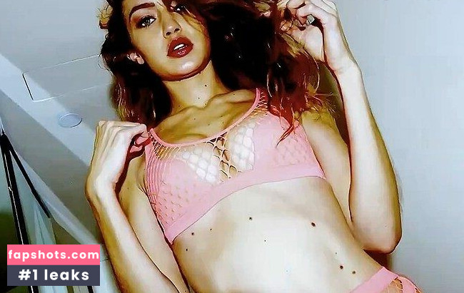 Gigi Hadid Nahé úniky fotek pouze od fanoušků #183 - Fapshots