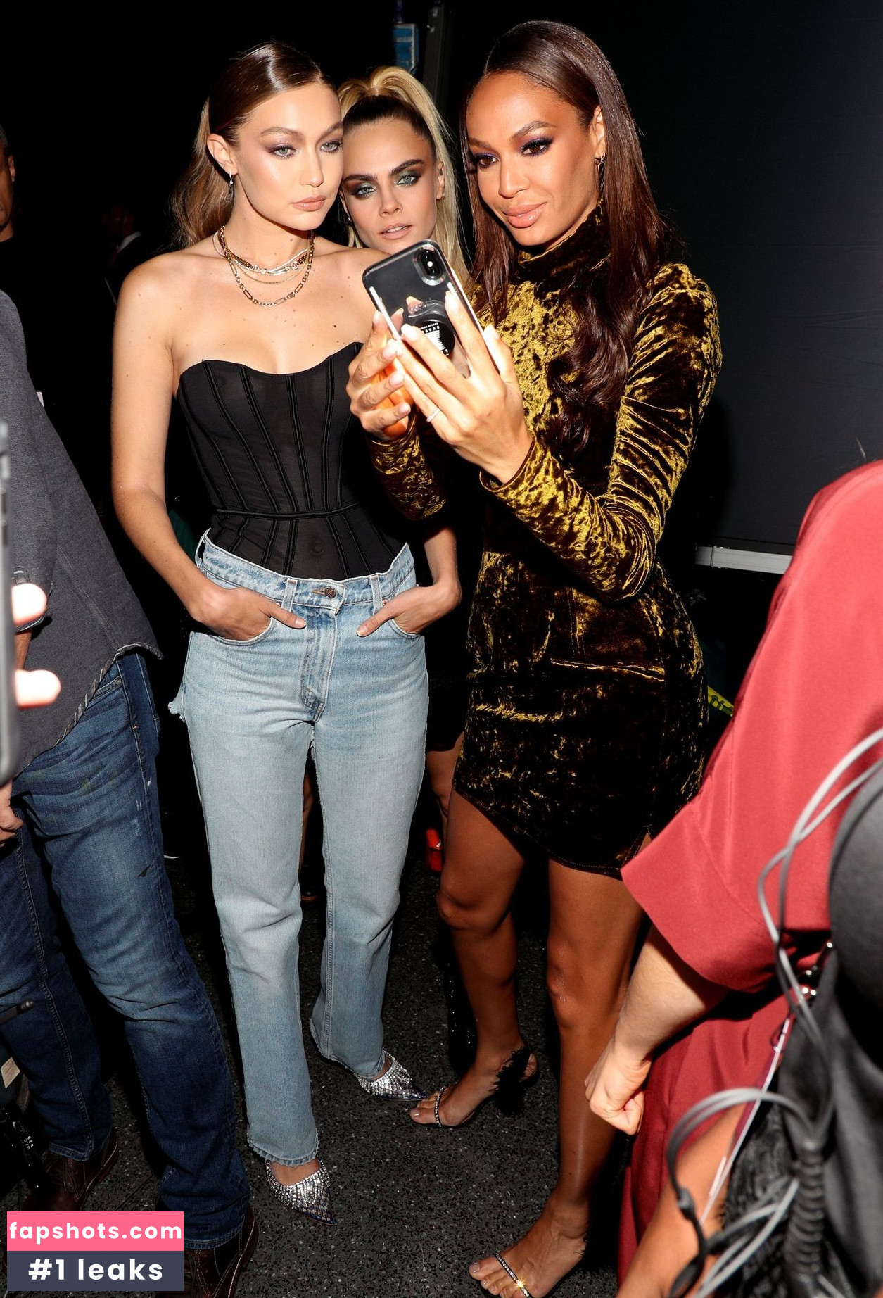 Gigi Hadid Nahé úniky fotek pouze od fanoušků #450 - Fapshots