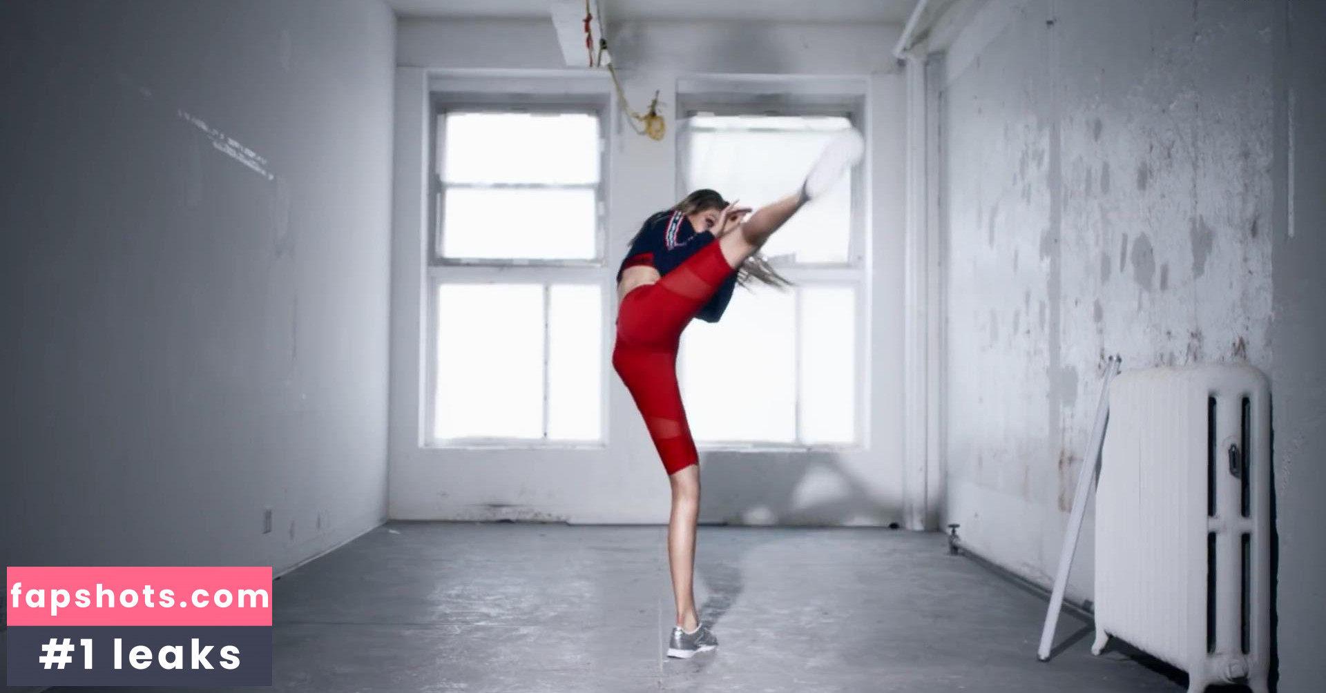 Gigi Hadid Nude Leaks OnlyFans Photos #557 - LeakJerk