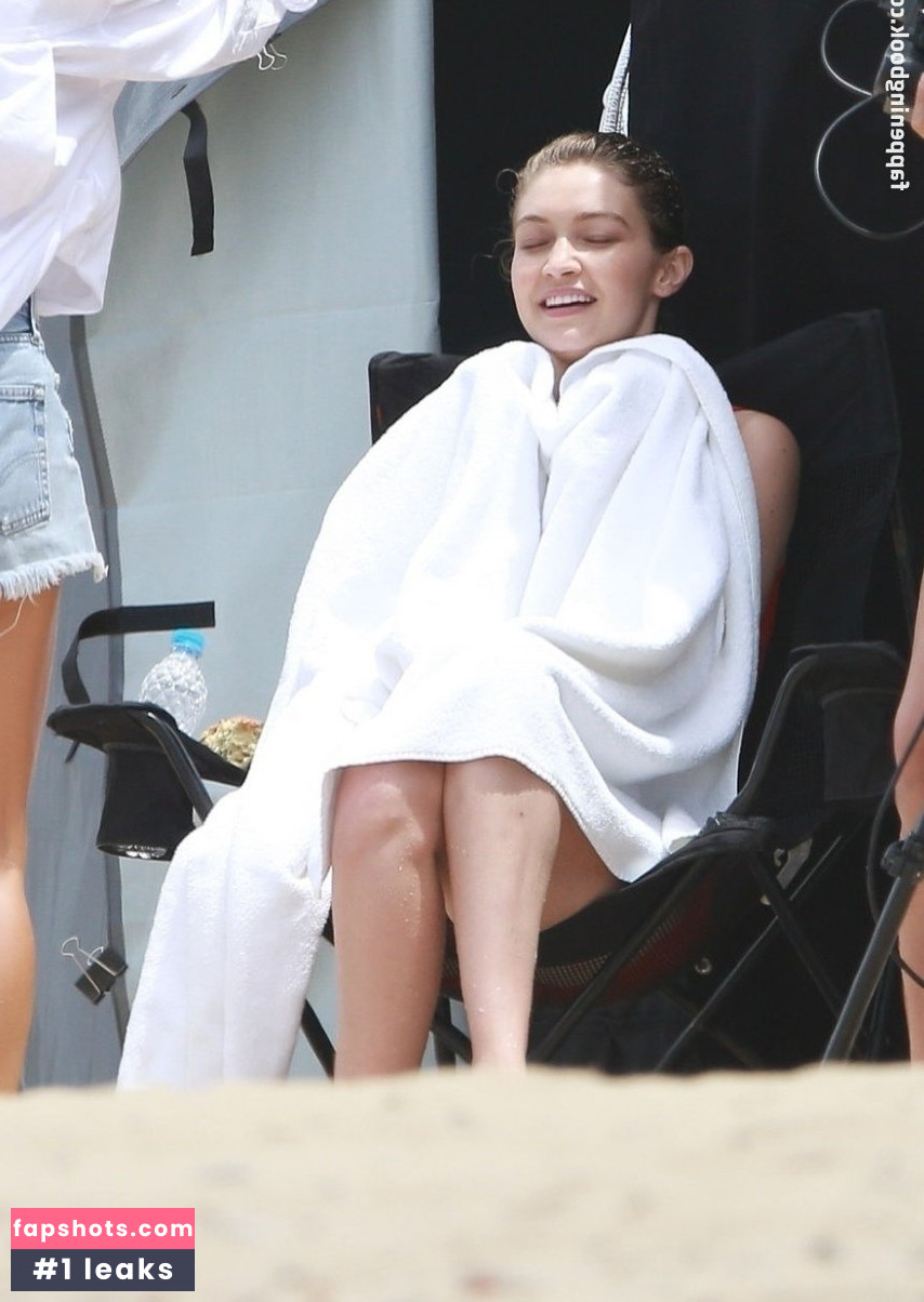 Gigi Hadid Nude Leaks OnlyFans Photos #612 - LeakJerk