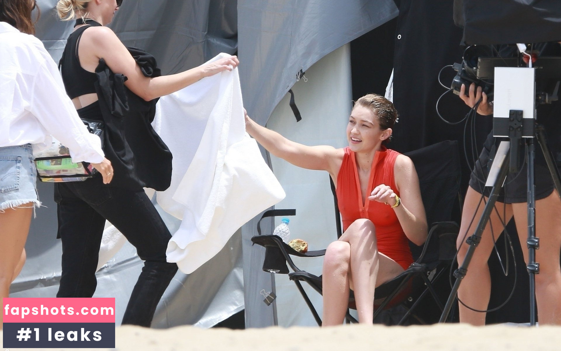 Gigi Hadid Nude Leaks OnlyFans Photos #613 - LeakJerk