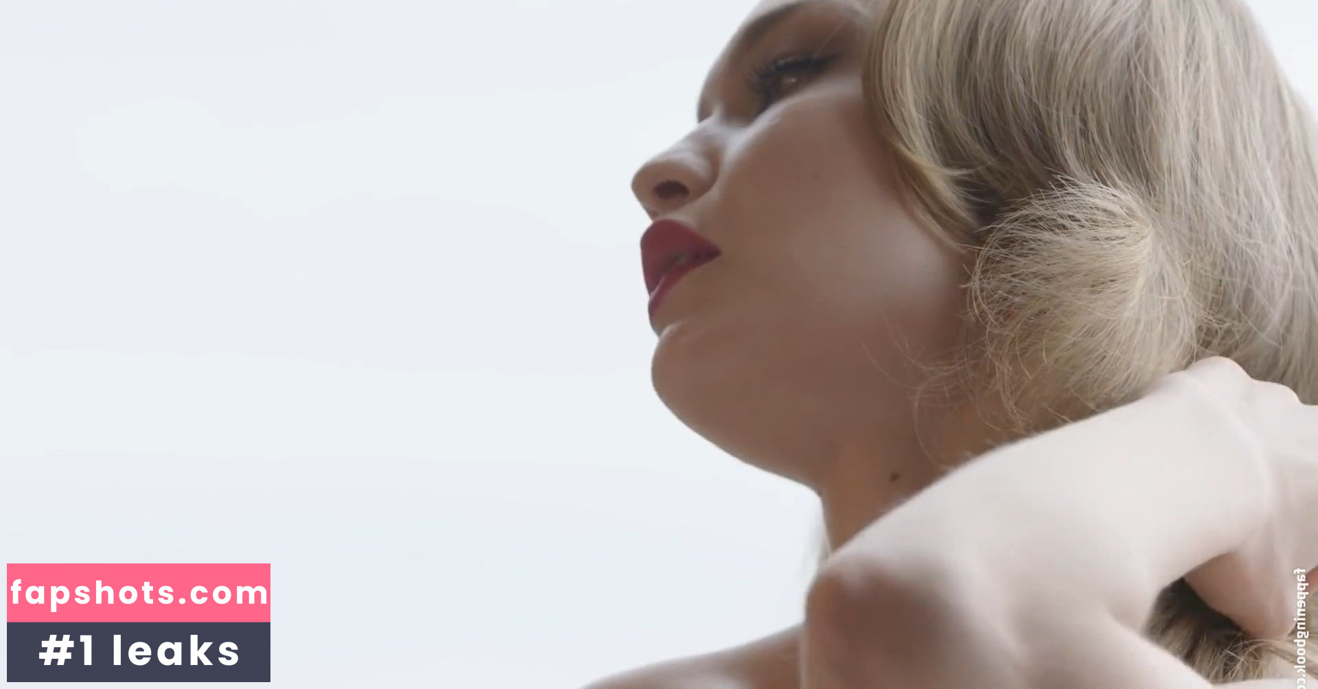 Gigi Hadid Nude Leaks OnlyFans Photos #631 - LeakJerk