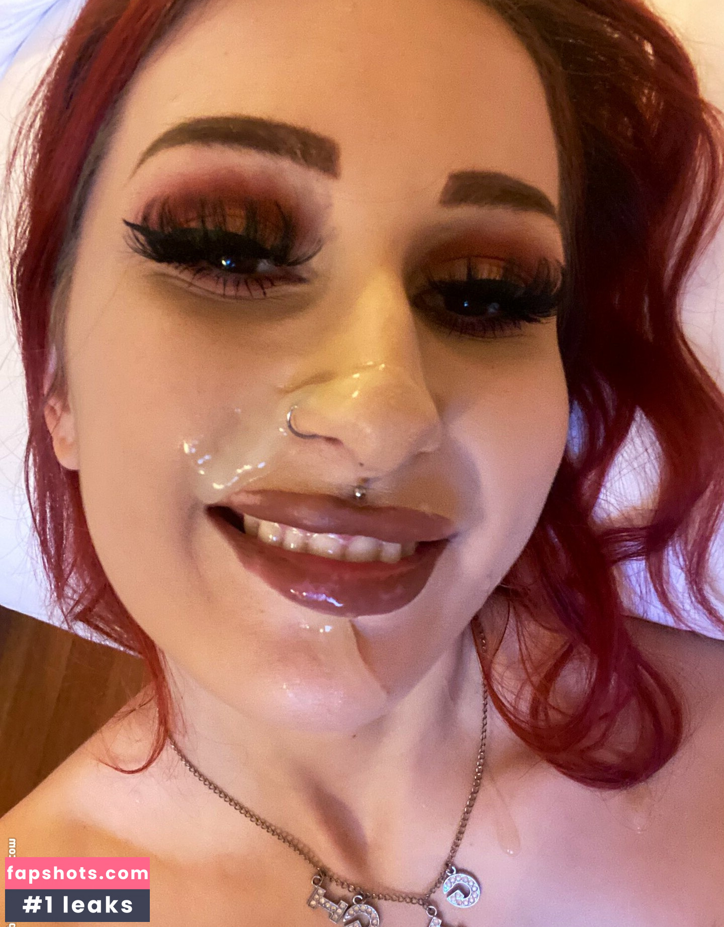 Gigi Rouge gallery photo #5