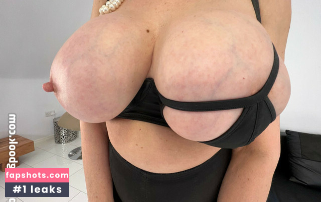 Gill Ellis-Young Nude Leaks OnlyFans Photos #83 - LeakJerk