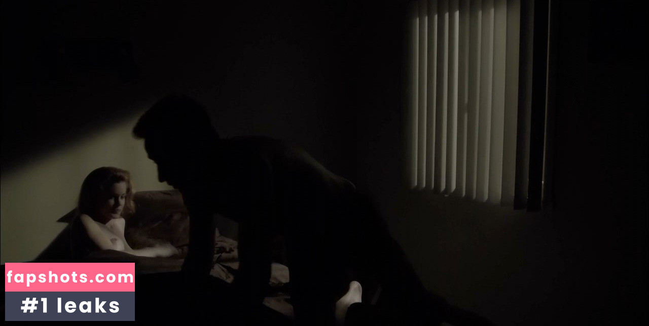 Gillian Alexy gallery photo #14