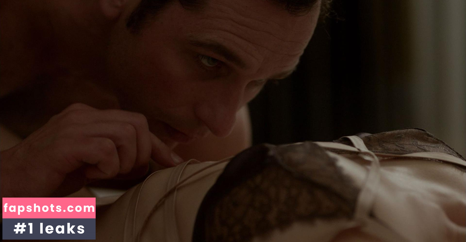 Gillian Alexy gallery photo #20