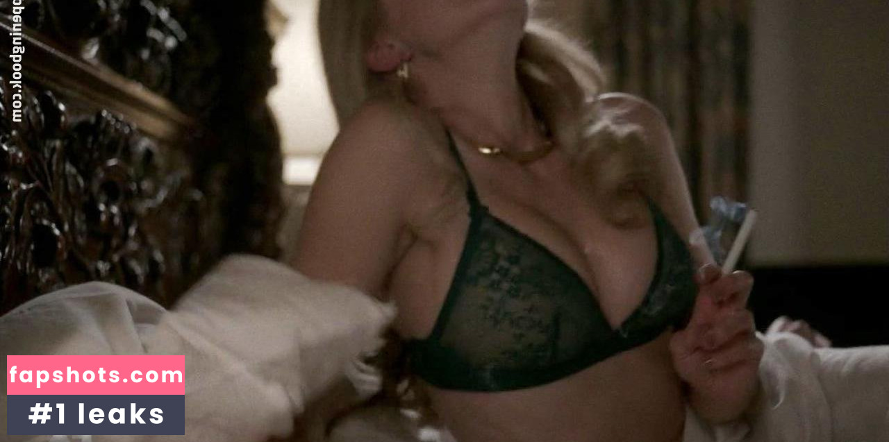 Gillian Alexy gallery photo #22