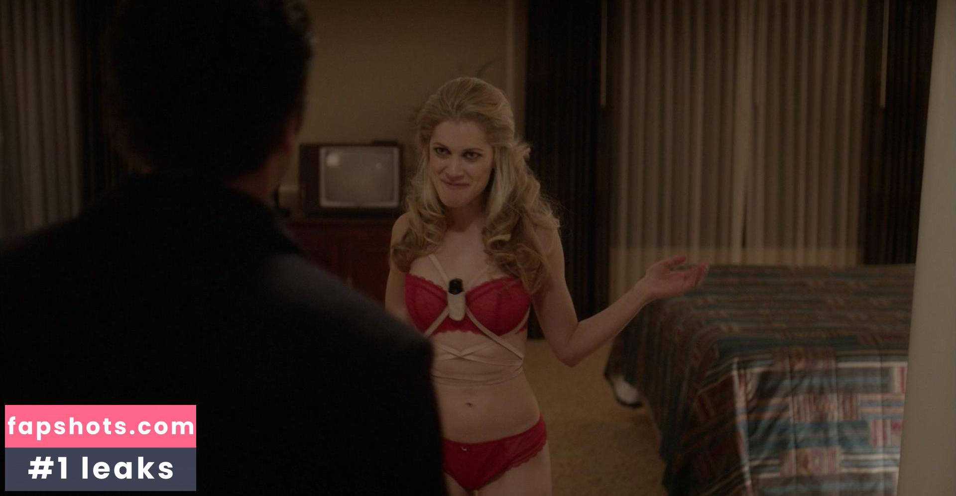 Gillian Alexy gallery photo #29