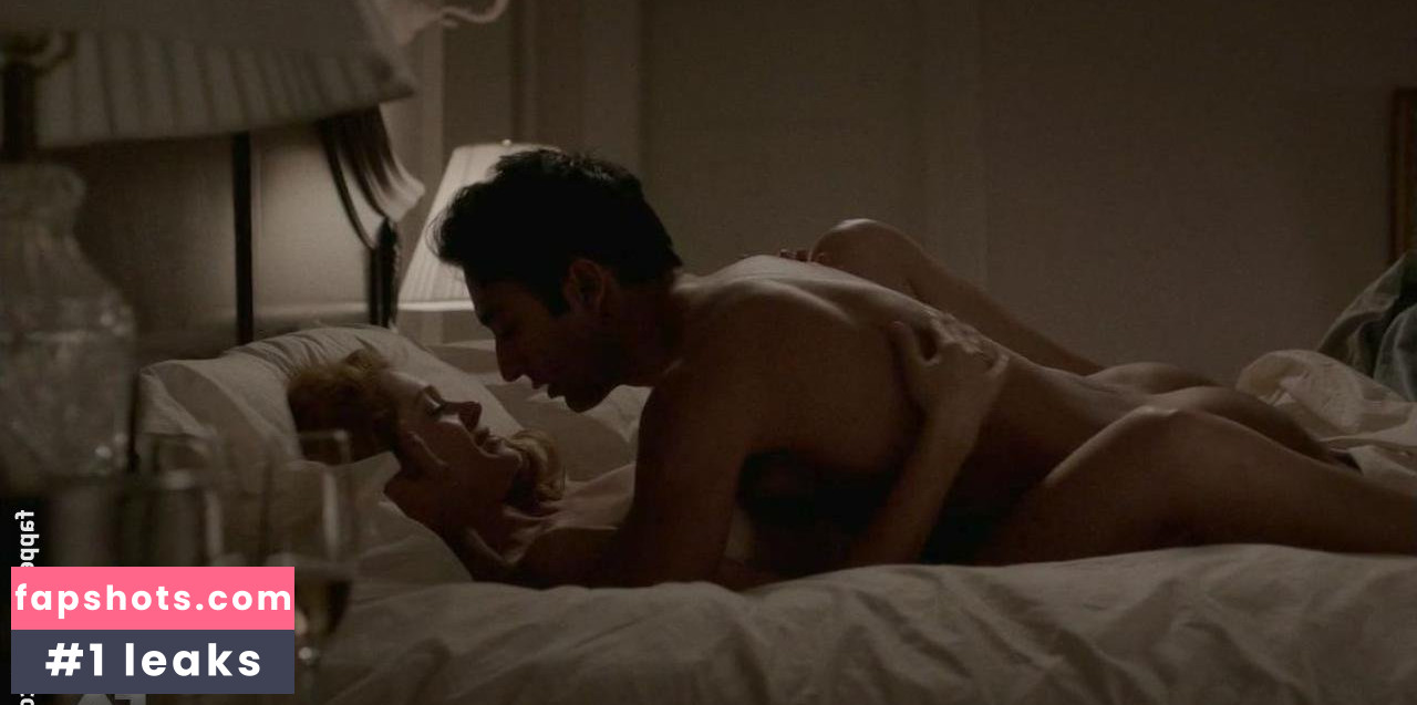 Gillian Alexy gallery photo #42