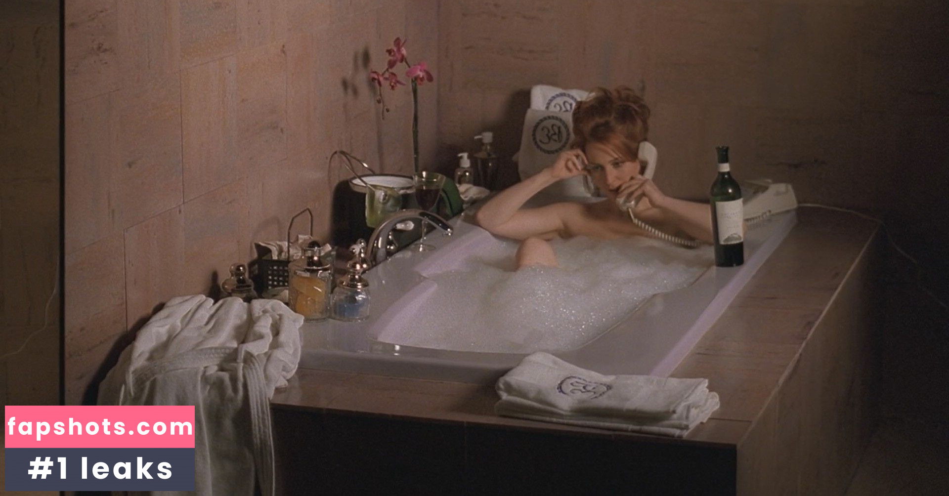 Gillian Anderson gallery photo #257