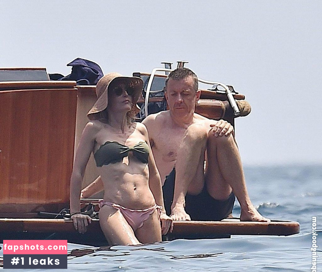 Gillian Anderson gallery photo #278