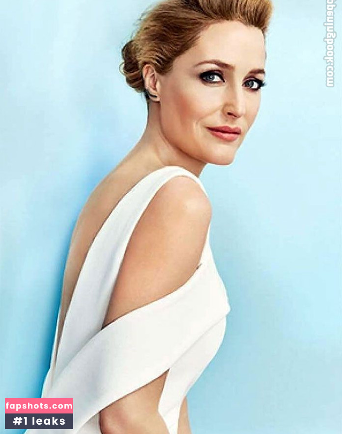 Gillian Anderson gallery photo #284