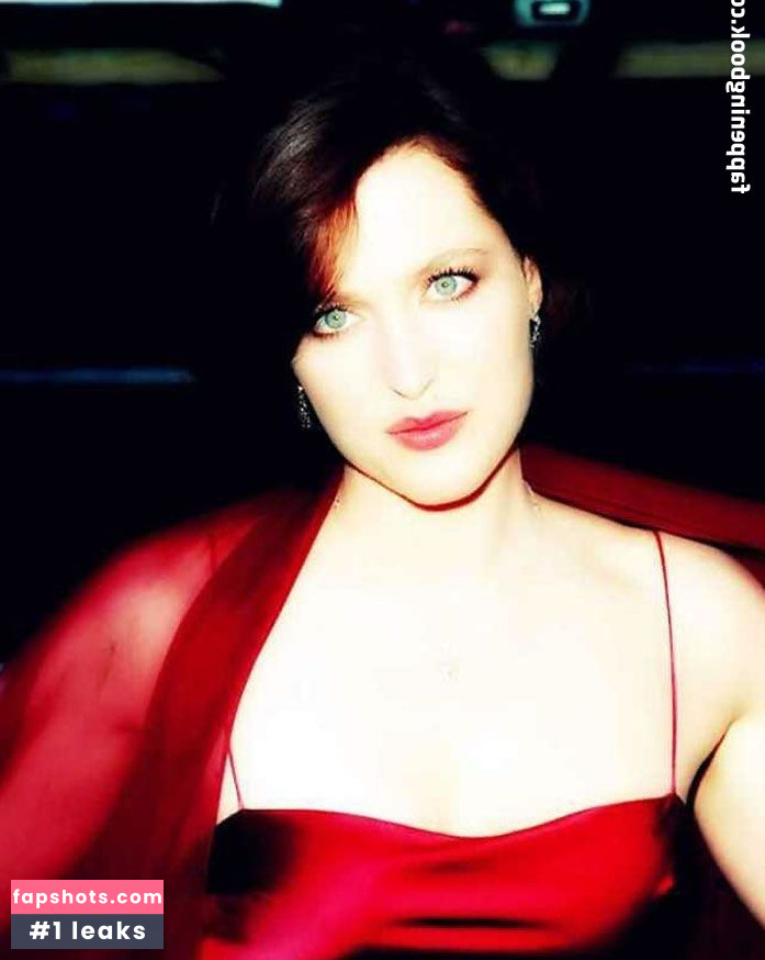 Gillian Anderson gallery photo #291
