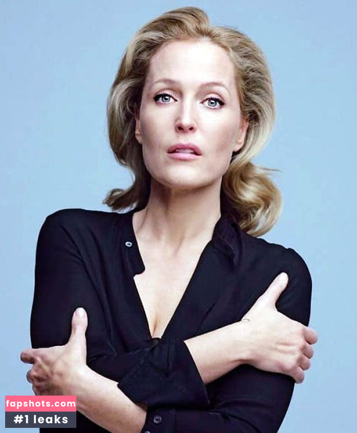 Gillian Anderson gallery photo #295