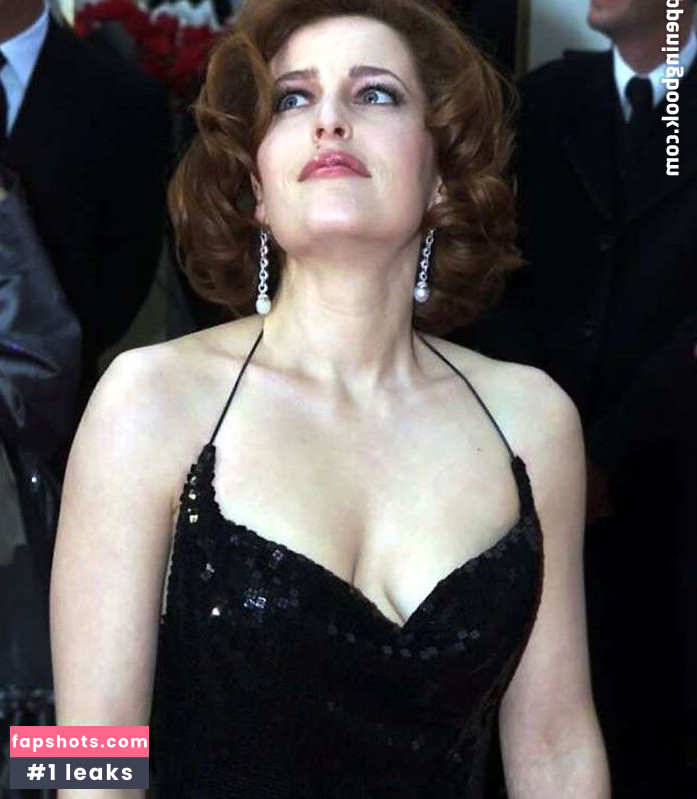 Gillian Anderson gallery photo #299