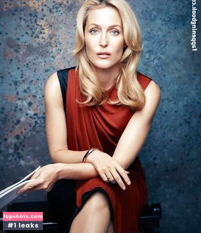 Gillian Anderson gallery photo #312