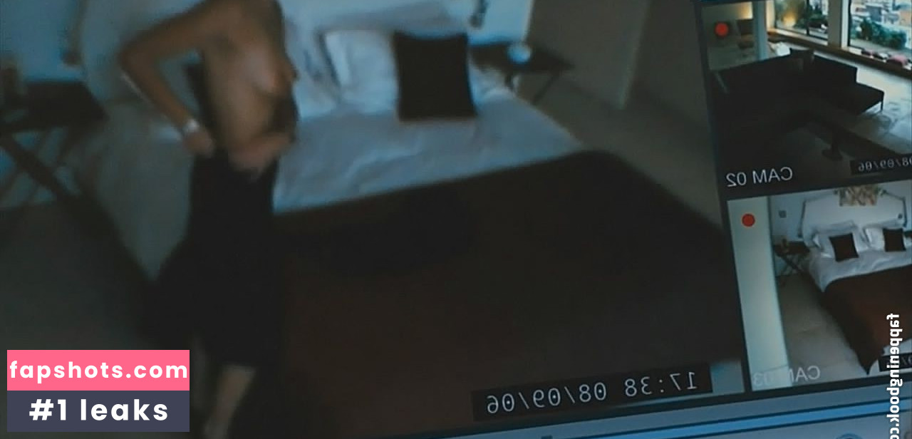 Gillian Anderson gallery photo #343