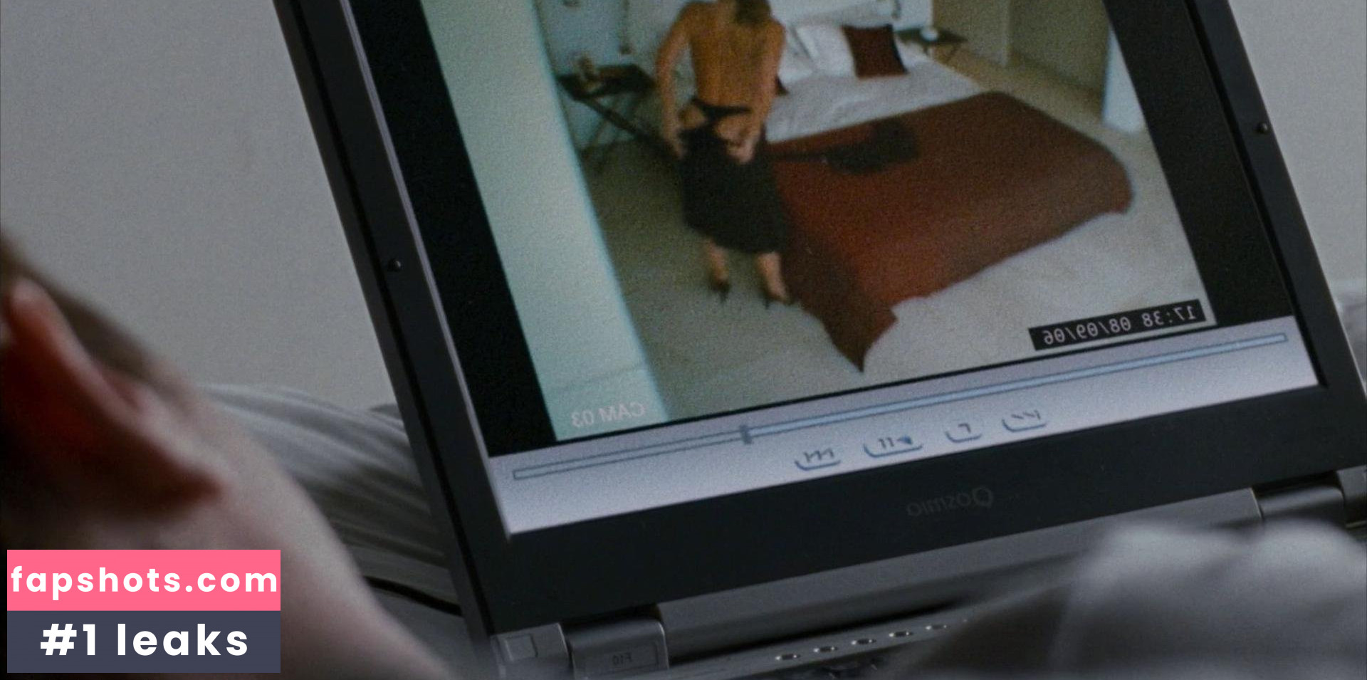 Gillian Anderson gallery photo #403