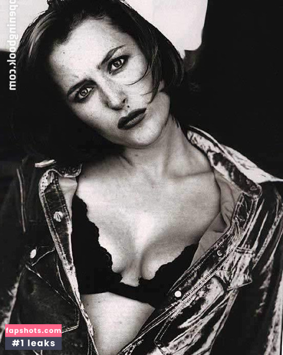 Gillian Anderson gallery photo #419