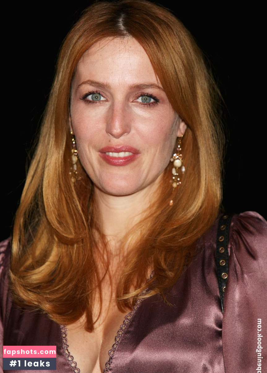 Gillian Anderson gallery photo #433