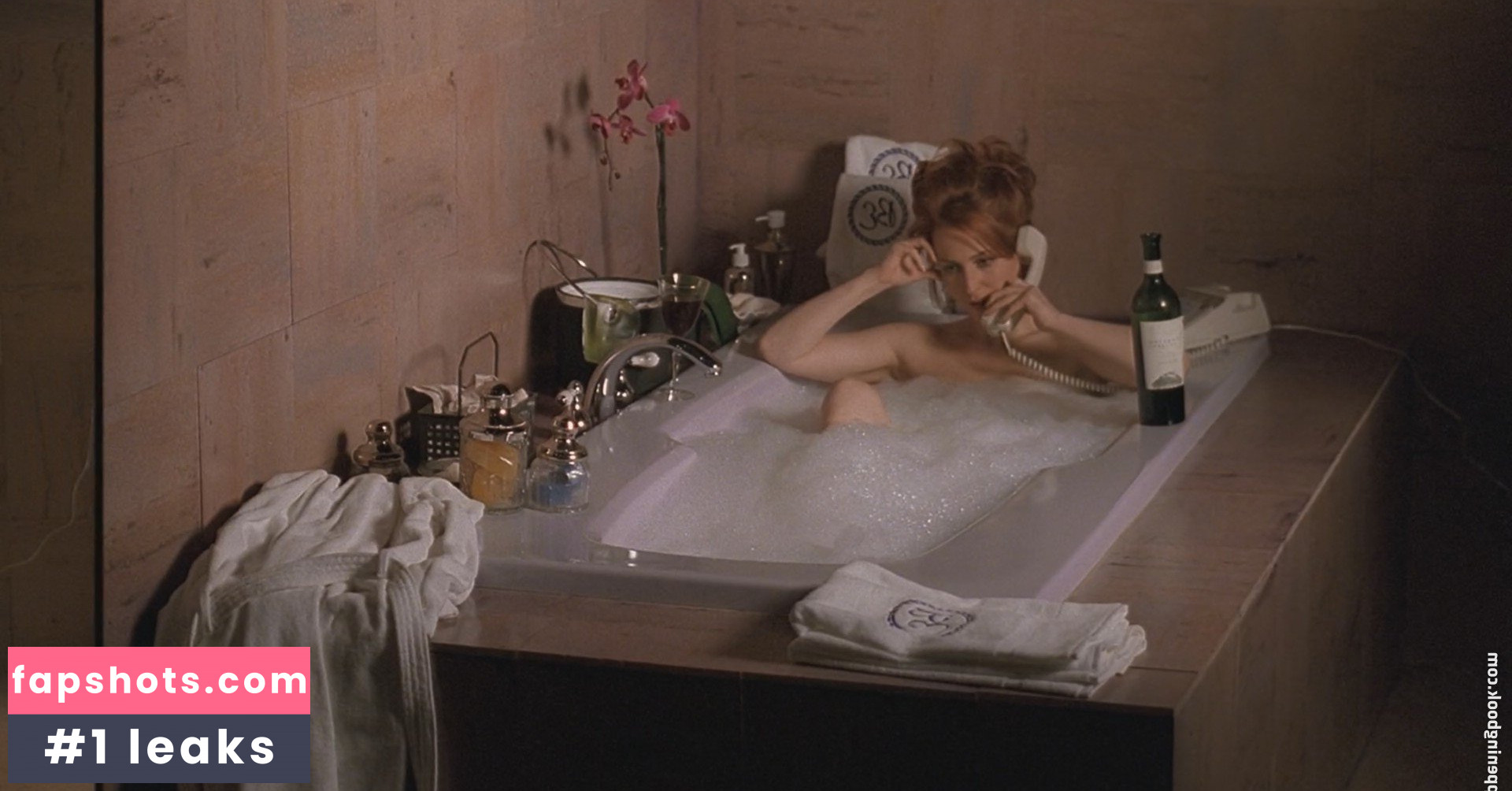 Gillian Anderson gallery photo #442