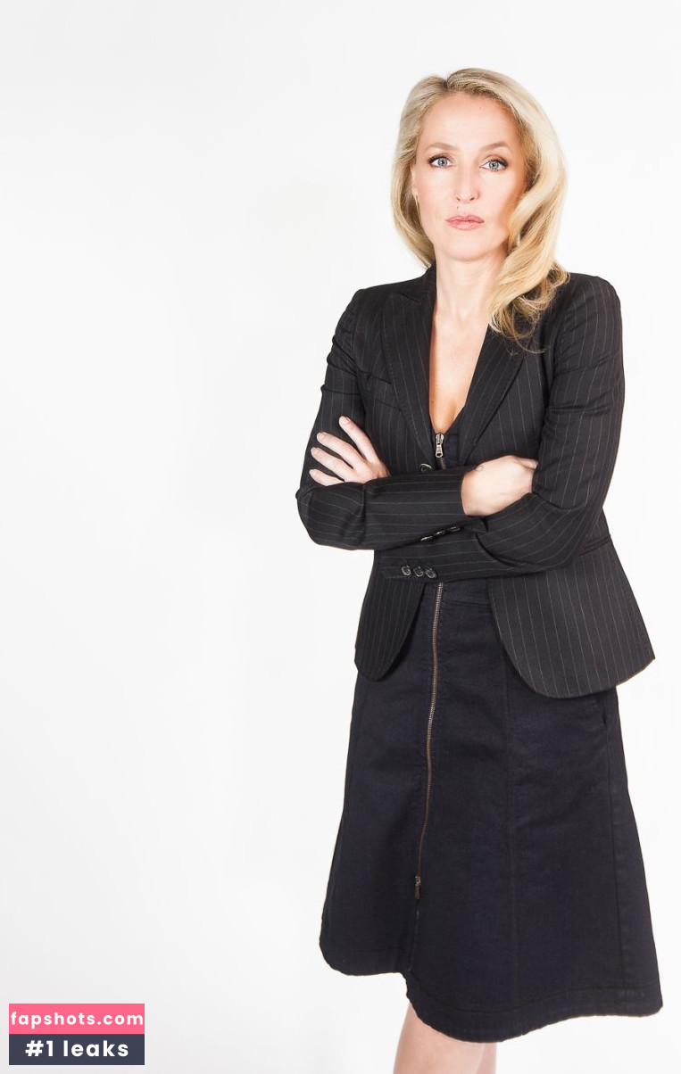 Gillian Anderson gallery photo #446