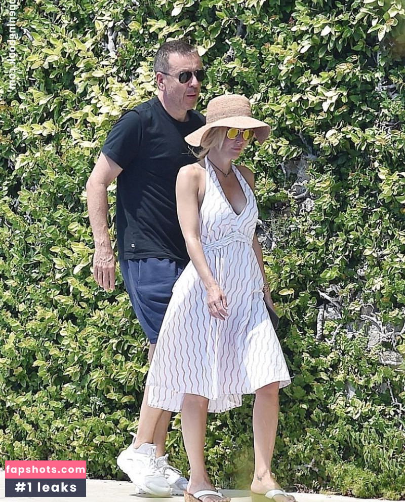 Gillian Anderson gallery photo #470